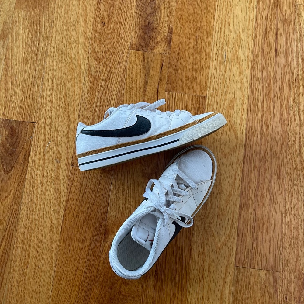 Nike Women’s Court Legacy Sneakers